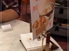 -蝴蝶里·粤菜·点心(滨江龙湖店)