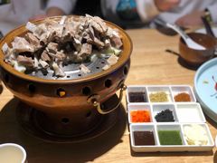 蒙料一八手把肉-蒙料·手把肉(望京店)
