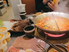 -湊湊火锅·茶憩(南京万象天地店)