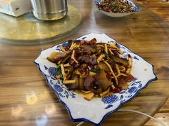 -记忆湘菜馆(芙蓉镇店)