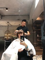 点击看大图 -A HAIR SALON
