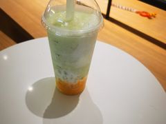-喜茶(杭州滨江宝龙店)