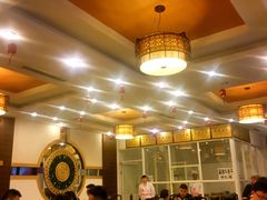 大堂-粤香村(清真川菜店)
