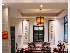 -壹零贰小馆(桂城石啃店)