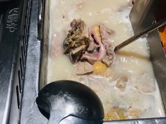 猪肚鸡锅底-海底捞火锅(八佰伴店)