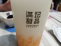 白桃可尔必思-满记甜品(金融街店)