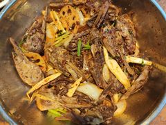 主打的干锅鸭头-安诚居干锅鸭头(八角店)