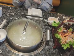 -一席地·本地鸡窝·杭帮鸡火锅(萧山银隆百货店)