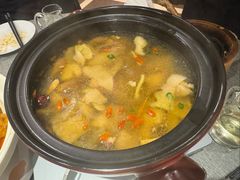 羊肚菌土鸡汤-汉水谣·江景餐厅(江滩店)