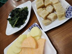 -楼外楼大刀肉传统火锅居(博学路店)