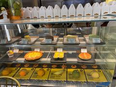 面包甜点陈列柜-猫王榴莲世家(三里屯SOHO商场店)