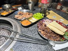 -红泥小火炉·东北泥炉烤肉(天一旗舰店)