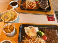 -豪享来牛排·中西简餐(黄河路店)