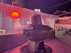 -果松木炭酸菜铜火锅·外婆参鸡汤