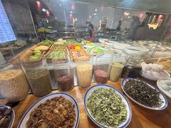 -鱼窝棚柴火铁锅炖(富山屯店)