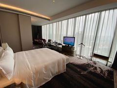 -广州天河希尔顿酒店