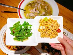 -小三峡食府(西五路店)