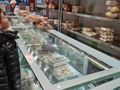-白玉兰食品(中山公园龙之梦店)