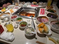 -海底捞火锅鲜切牛肉主题店(长寿路店)