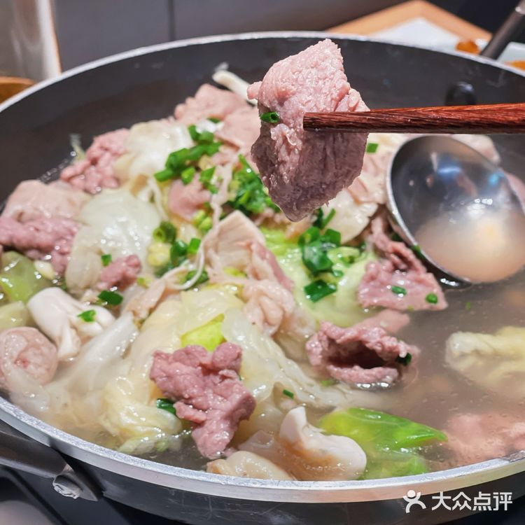 💰人均50品尝到非遗美食，跟着口诀吃传统做法的跷脚牛肉🔥