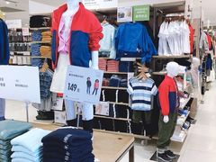 -优衣库(上海金桥国际商业广场店)