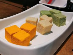 -左庭右院鲜牛肉火锅(金山万达店)