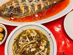 -侬佳蒸菜馆(听潮店)