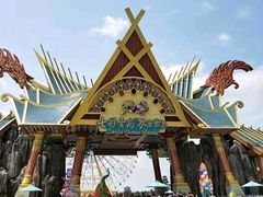 -七彩云南欢乐世界