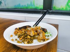 -牛八宝桂林米粉(八里庄店)