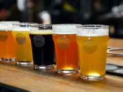 -爱啤精酿·民谣酒馆(滨江店)