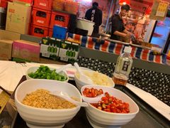 -鲜入围煮花胶鸡海鲜火锅