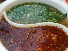 鸳鸯水煮牛肉-成都吃客(九眼桥店)