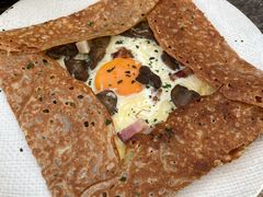 鸡蛋蘑菇熏肉荞麦可丽饼-RAC BAR(安福路店)