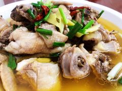 -胡子饮食店