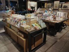 -猫的天空之城概念书店(苏州诚品店)