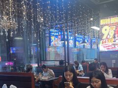-罗二娘·鲜切牛自助火锅(罗湖东门步行街店)