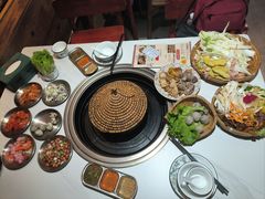 -小锅巴纳西餐厅