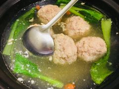手工淮扬狮子头-茅炒屋龙虾·烧烤·湘菜(新河路店)