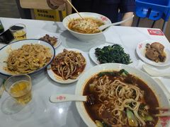 -秦香陕西食府(华贸天地店)