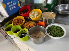 -小白房辣焙子(西落凤街店)