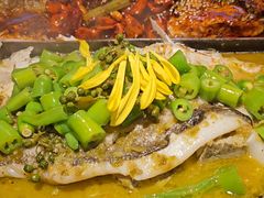 -鸣记脆皮烤鱼·海鲜烤鱼(三八广场店)
