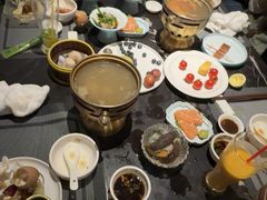 -半岛翡丽海鲜自助餐厅(观风亭店)