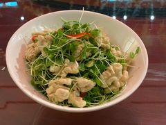 香椿苗拌桃仁-锦上中式酒馆(南内环店)