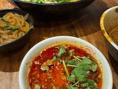 -万记麻辣烫国展总店