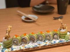 牛油果软壳蟹卷-岚山日本料理(珠江新城店)