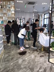 -MY WAY SALON