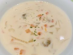 奶油海鲜浓汤-萨莉亚意式餐厅(杭州西溪龙湖天街店)