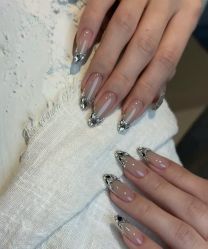 -赢韵美甲美睫瑞士净斑中心