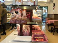 -红宝石·鲜奶小方·海派西点房(浦三店)