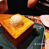 都是烤好了直接端上来，不用自己烤，很方便